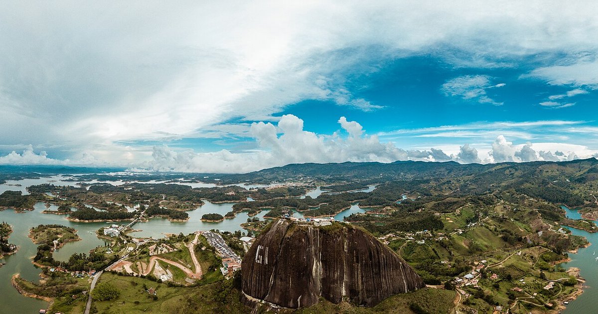guatape piedra del peñol ruta pablo escobar antioquia